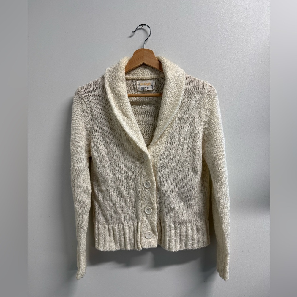 Vintage 1960s Cream Shawl Collar Cardigan